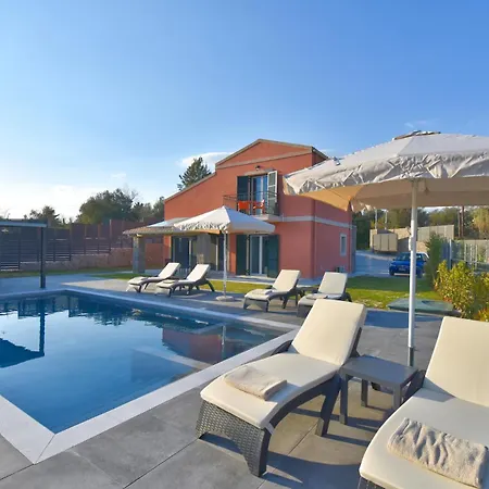 ヴィラ Castelia Luxury *