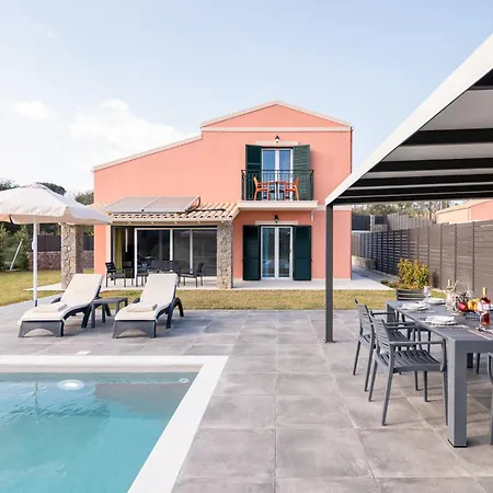 Castelia Luxury Ágios Ioánnis