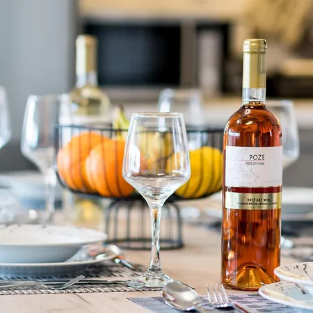 ヴィラ Castelia Luxury *