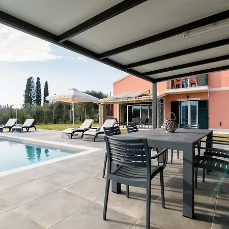 ヴィラ Castelia Luxury