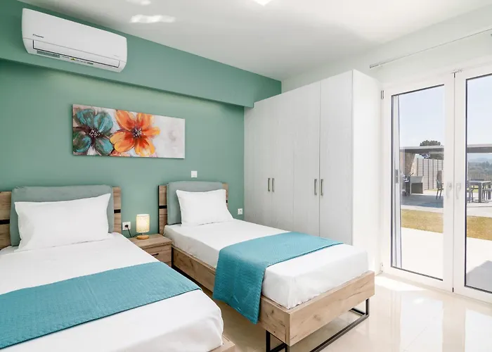 Castelia Luxury Вилла