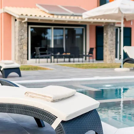 Castelia Luxury