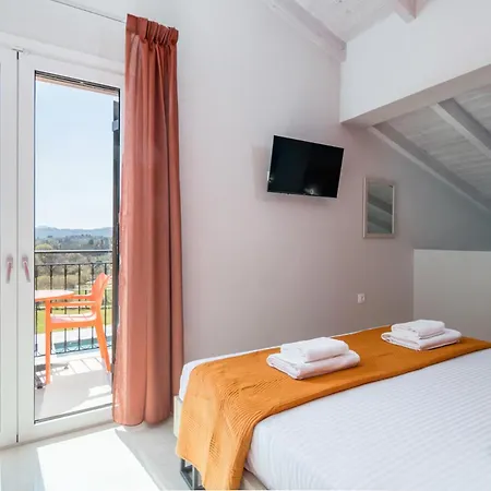 Castelia Luxury * Ágios Ioánnis