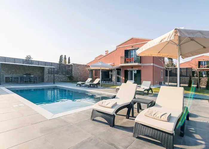 Castelia Luxury