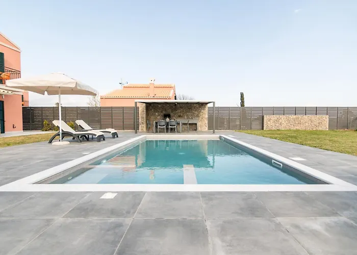 Castelia Luxury