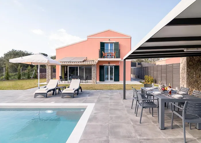 Castelia Luxury Ágios Ioánnis