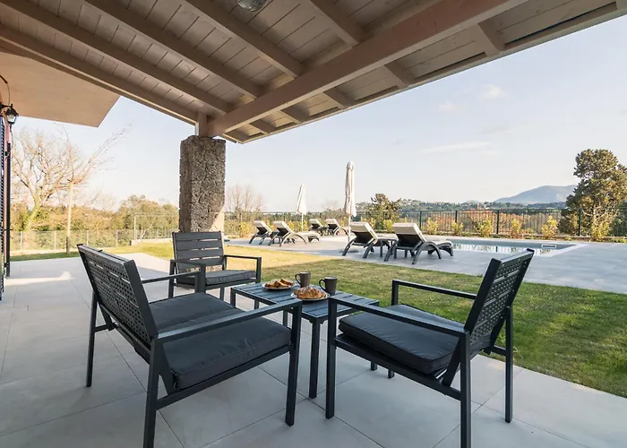 Castelia Luxury * Ágios Ioánnis