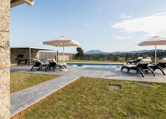 Castelia Luxury