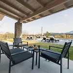 Castelia Luxury * Άγιος Ιωάννης