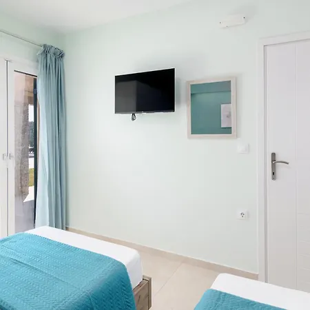 Castelia Luxury