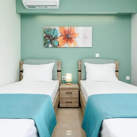 Castelia Luxury